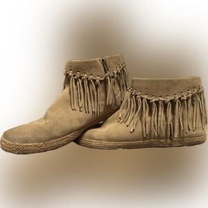 UGG Shenandoah shortie moccasin sz11